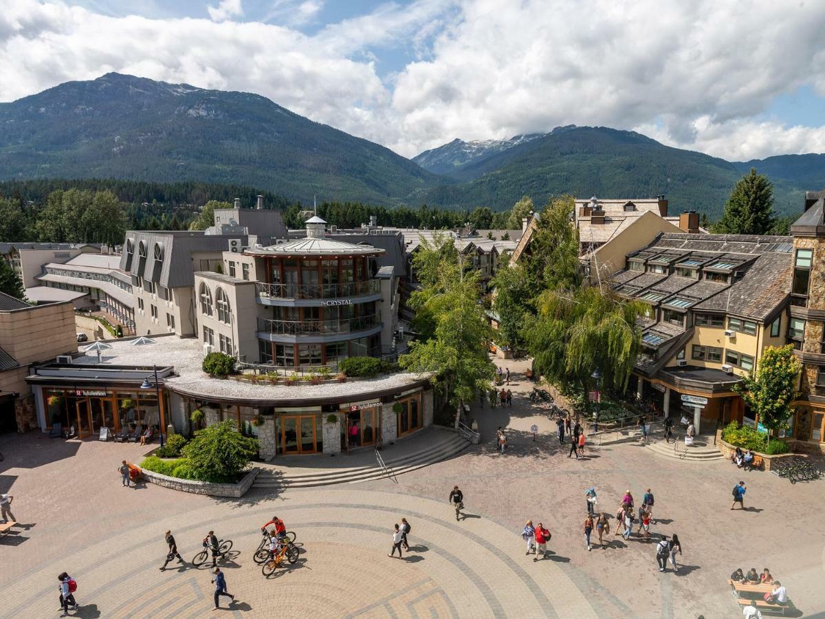 Gibbons Life Accommodations Whistler Exterior photo